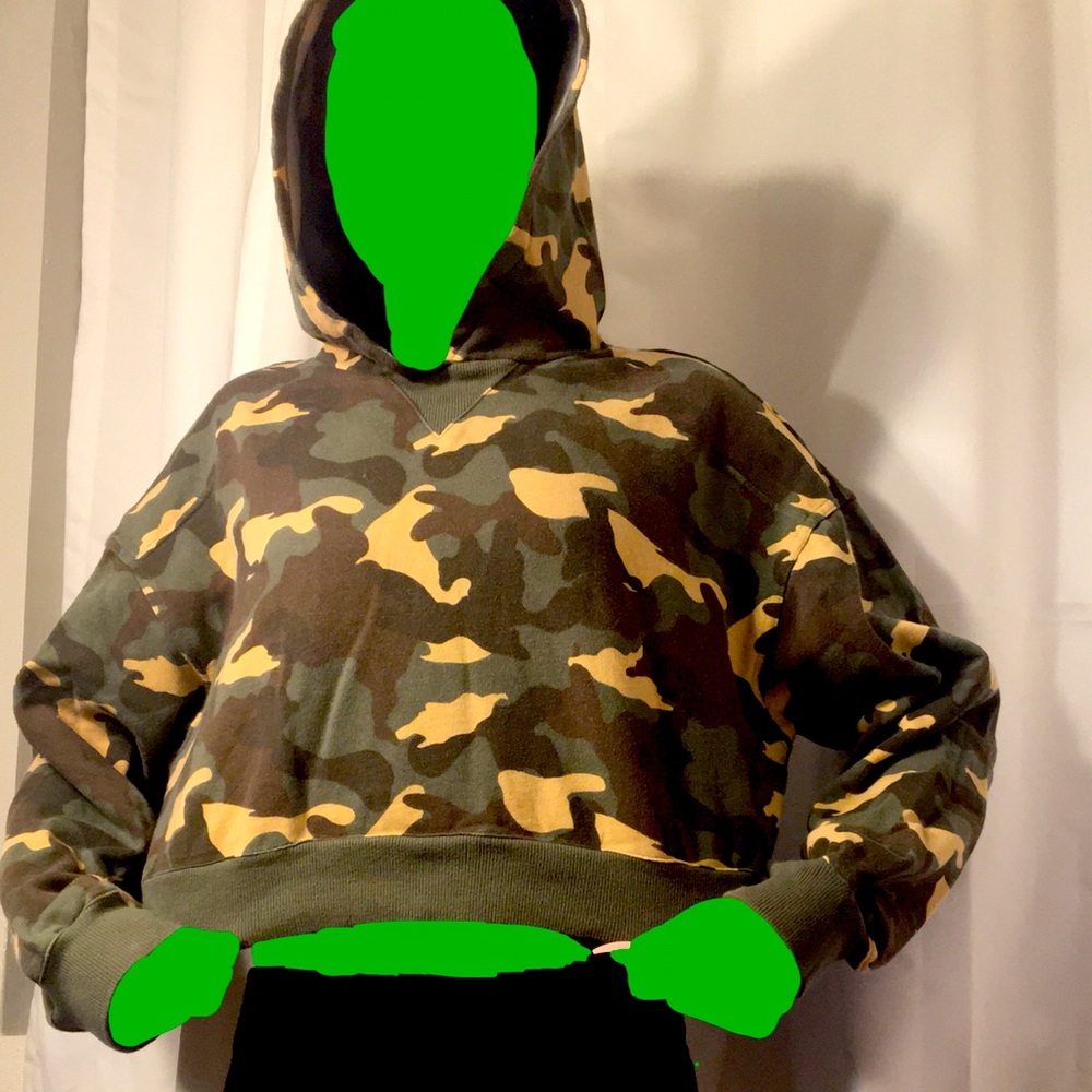 Crop top hoodie